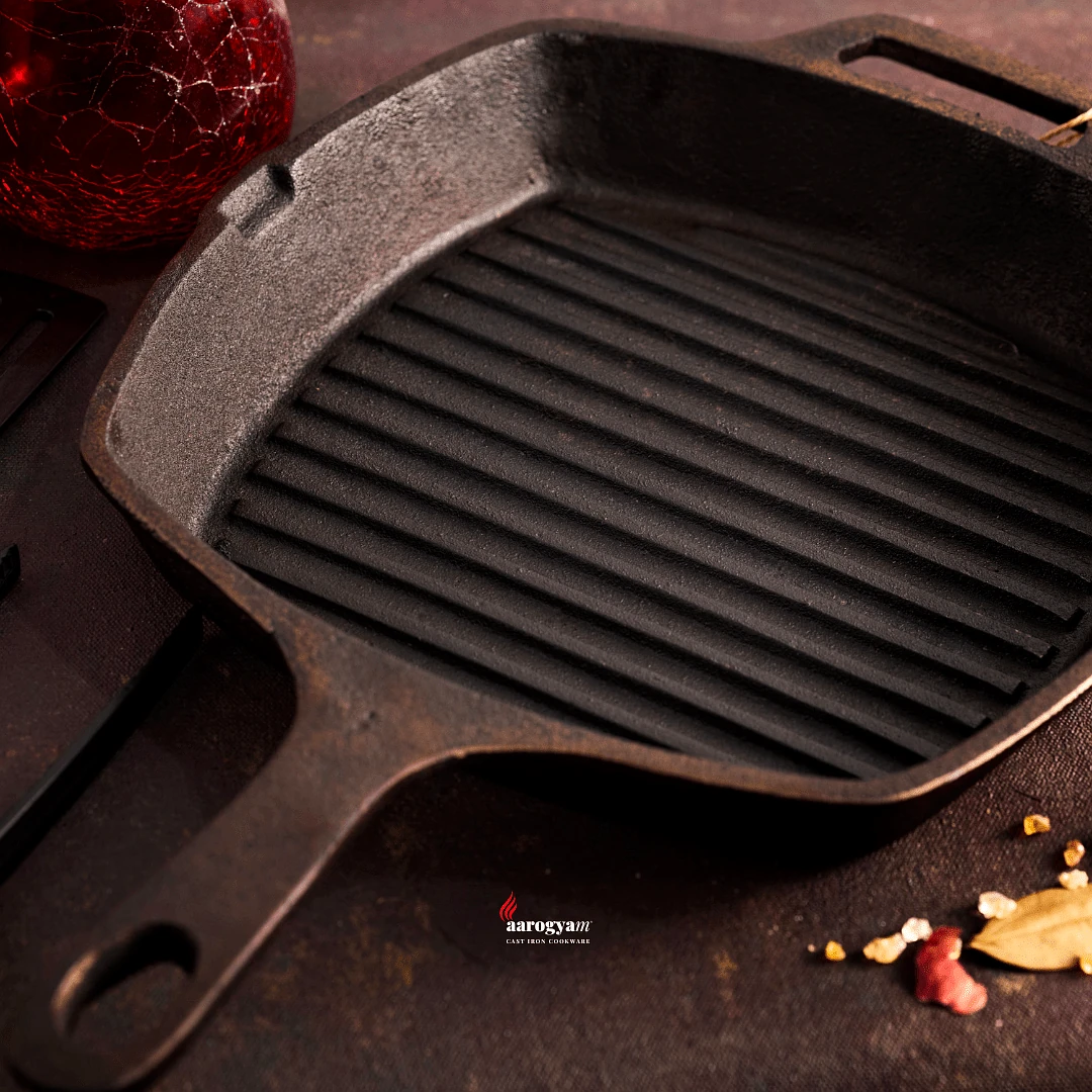 Aarogyam Cast Iron Grill Pan Long Handle , Pre-Seasoned 10 inch Diameter (25cm), Naturally Non-stick, Toxin-Free, Gas & Induction Compatible, Weight- 3.8 kg (Colour - Black) by Aarogyam - The Cast Iron Shop view 2