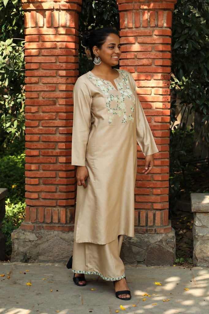 Zahrun Beige Kurta With Hand Embroidered Yoke view 2