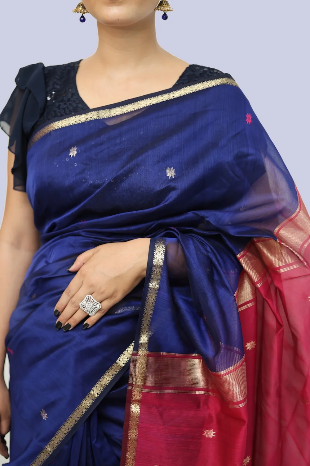 Regal Star motif handwoven Saree with Tassels – Navy Blue view 2