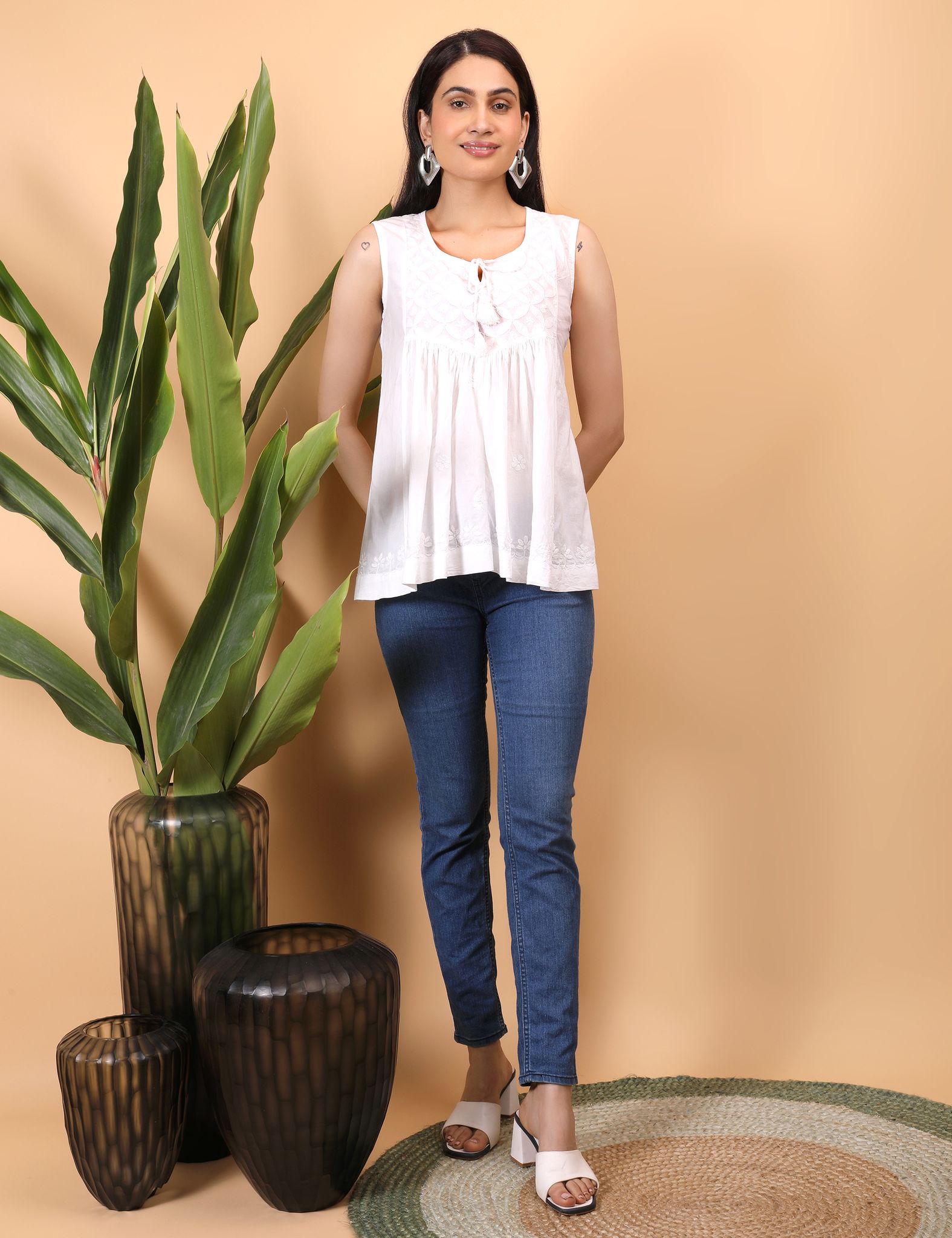 Shwet Women Purple Chikankari Sleevless Yoke Top view 2
