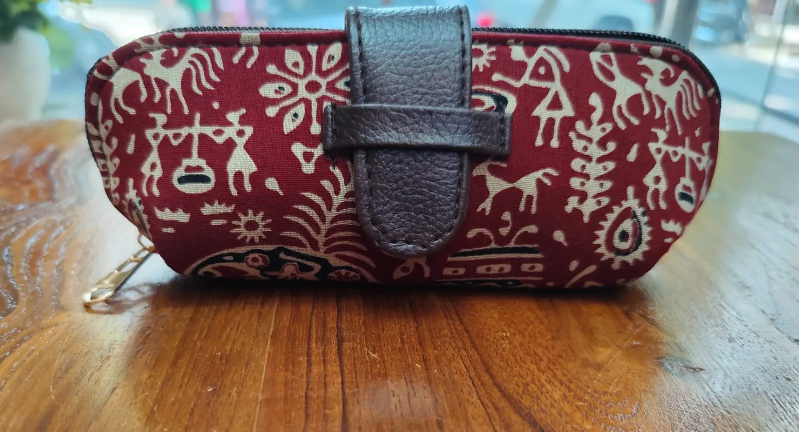 Handcrafted Spectacle Case with chain closerPerfect for personal use & gifting