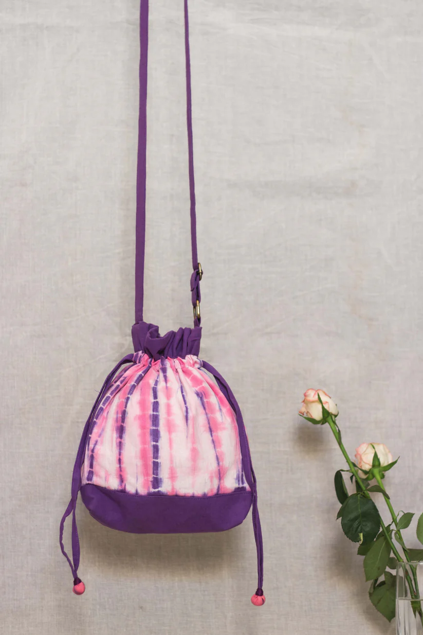 Cotton Drawstring Sling Bag Bubble Gum view 2