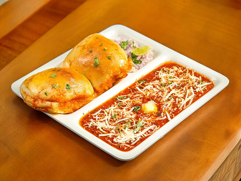Cheese pav bhaji box