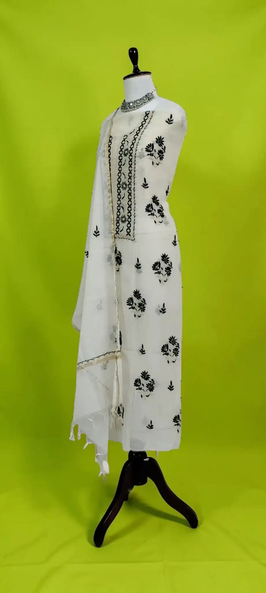 Lucknow Chikankari Hand-Embroidered Mul Cotton Dress Material view 2