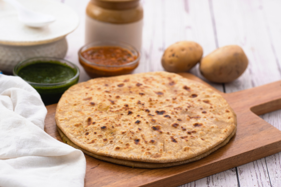 Aloo paratha [1 pc]