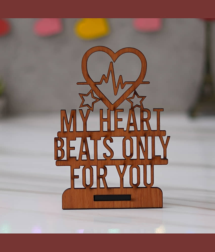 eCraftIndia Red Wood Valentine Hamper view 2