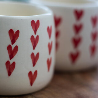 Handcrafted Red Heart Pattern Ceramic Mugs - Pack of 2 view 2