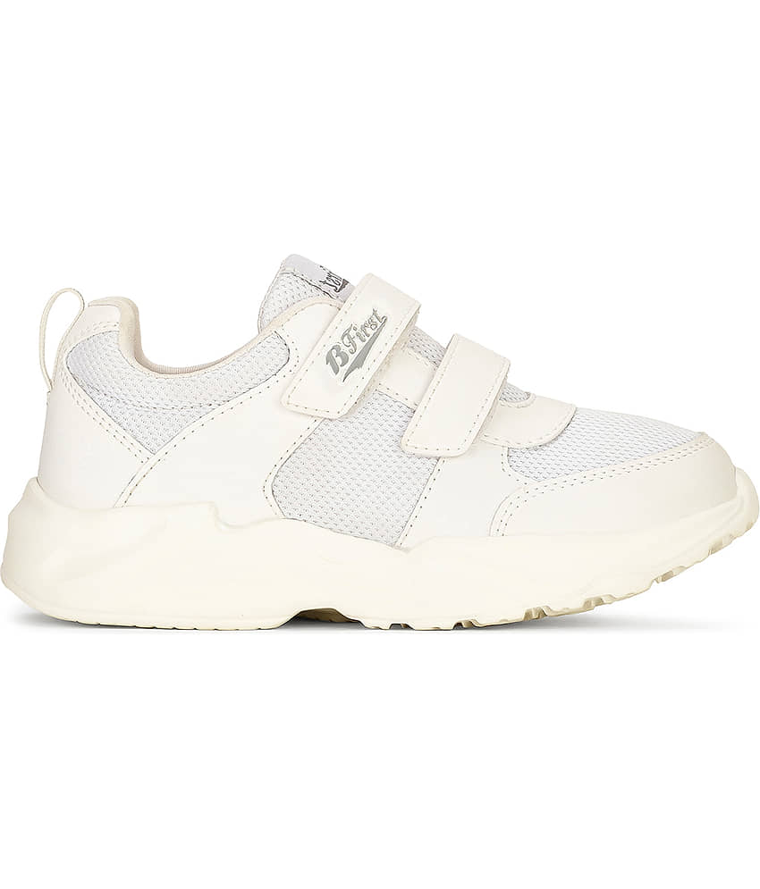 Bata - White Boy's School Shoes ( 1 Pair ) view 2