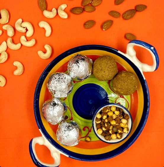 Chana Sattu Smiritivardhak Laddu 450 G view 2