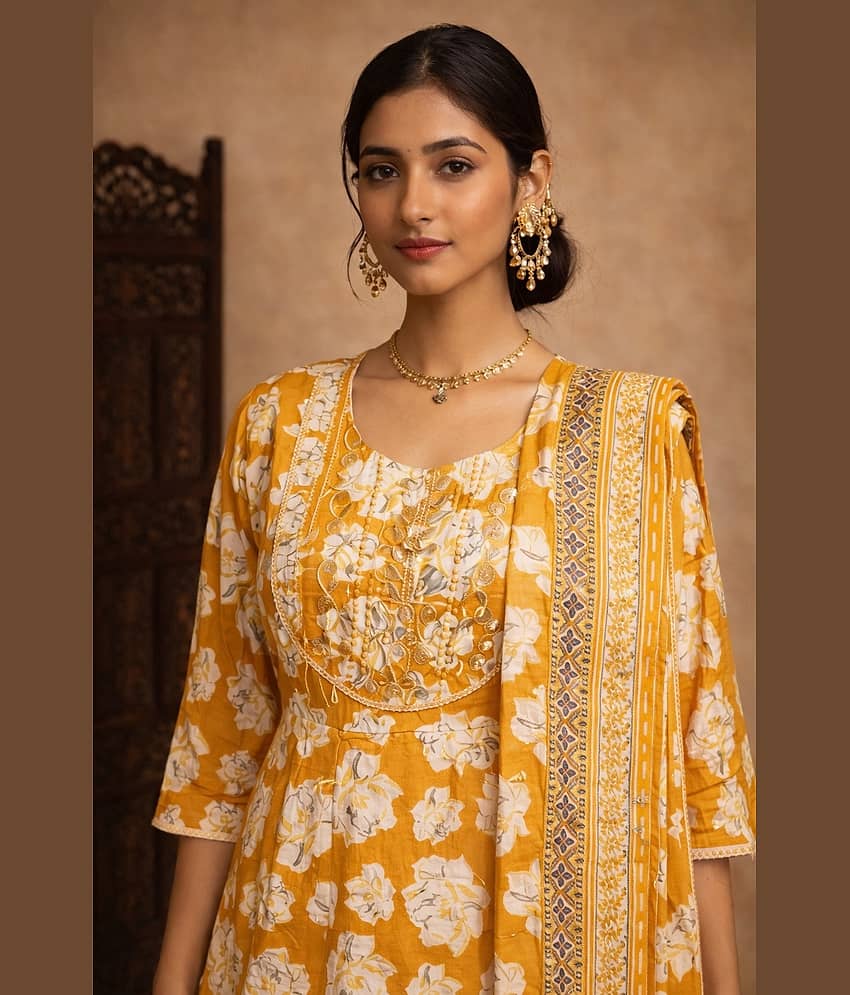 Aarika Women Cotton Printed Flared Kurti With Pants ( Mustard ) view 2