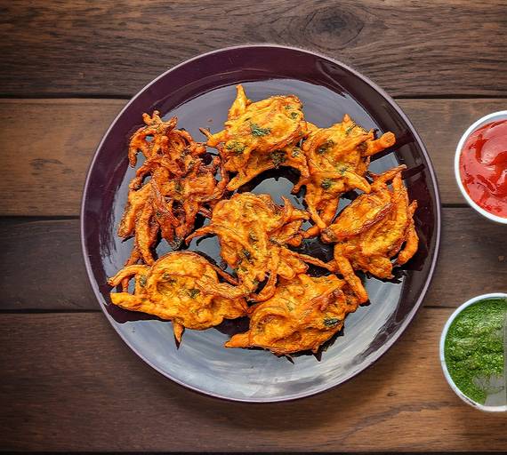 Aloo pyaaz pakodi fry