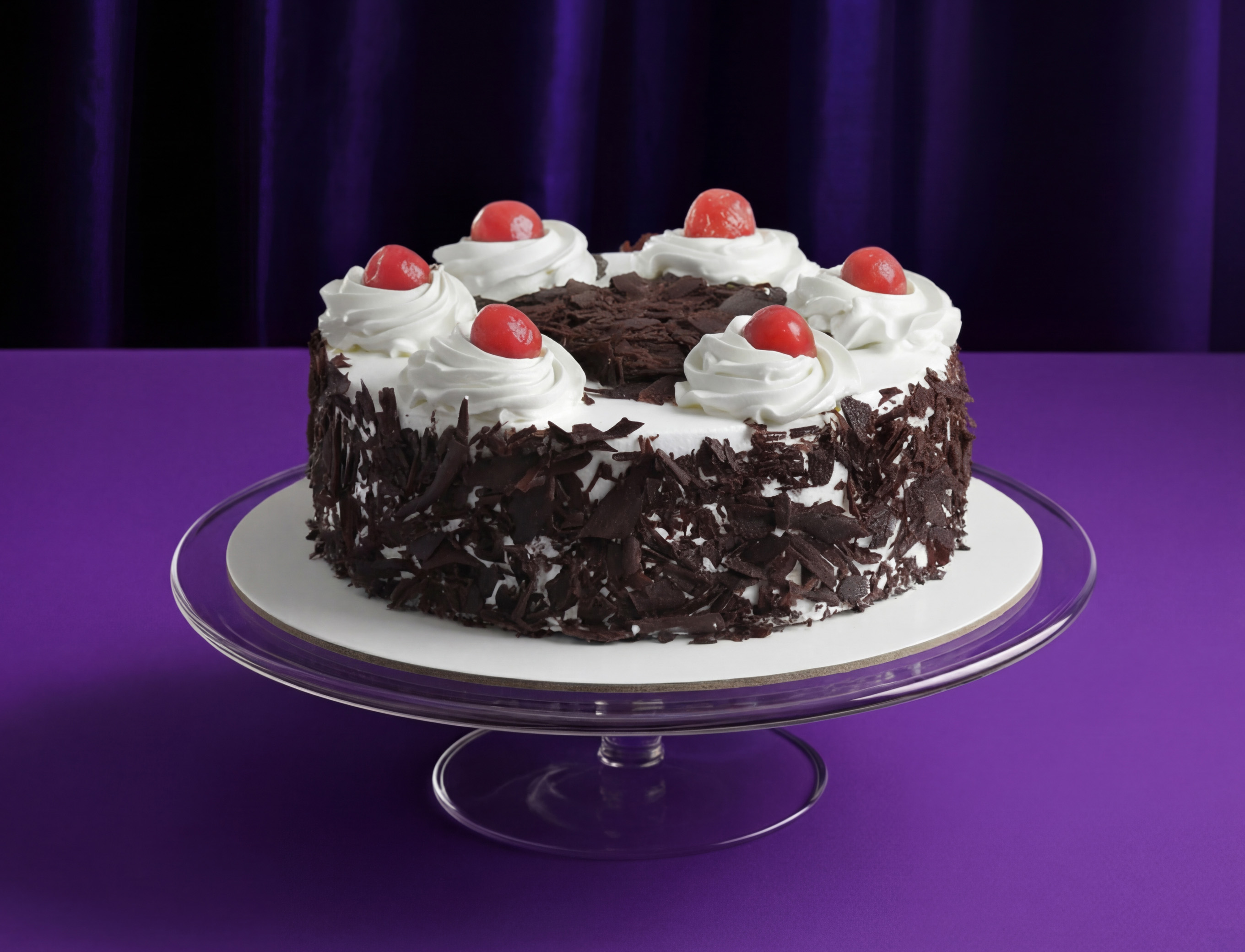 Black forest cake [eggless] half kg