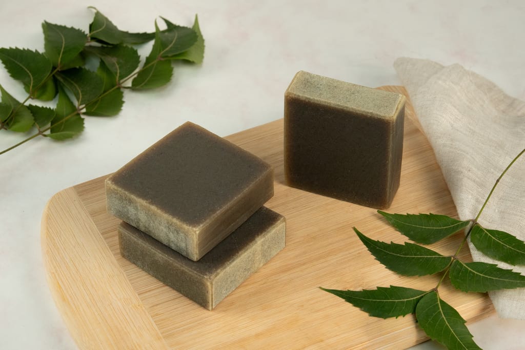 Fynakaa Neem & Eucalyptus Soap | Handmade Cold Processed Soap for Acne & Oily Skin, Perfect for Summer and Monsoon | Natural, Organic & Paraben-Free | Antibaterial & Anti-Inflammatory | For Men & Women, All Skin Types (100gms Pack Of 1) view 2