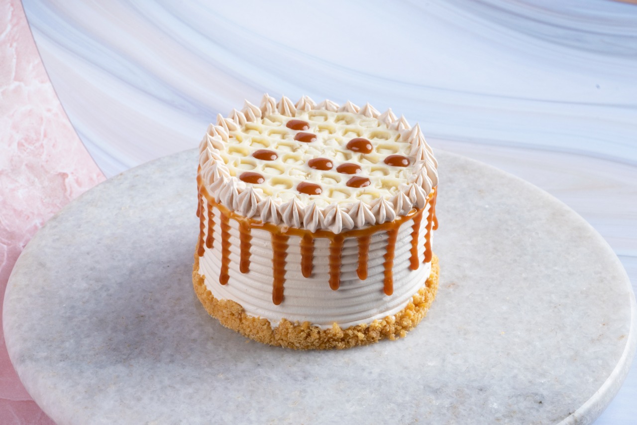 Caramel bento cake