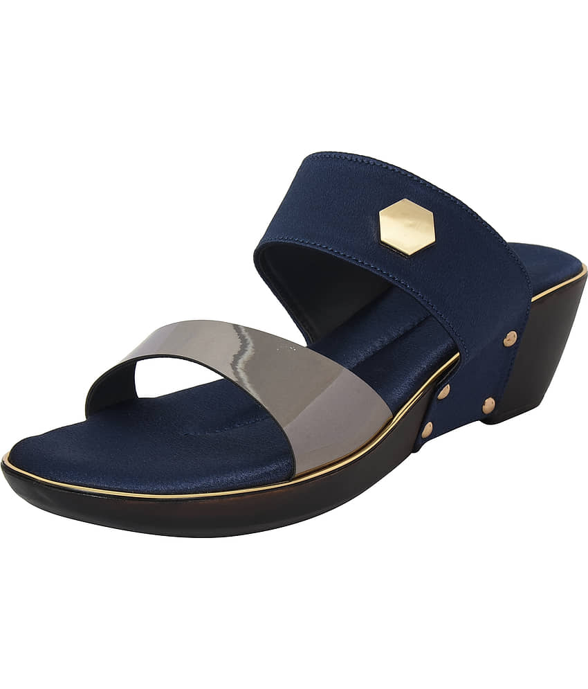 Racecourse - Blue Women's Slip On Heels view 2