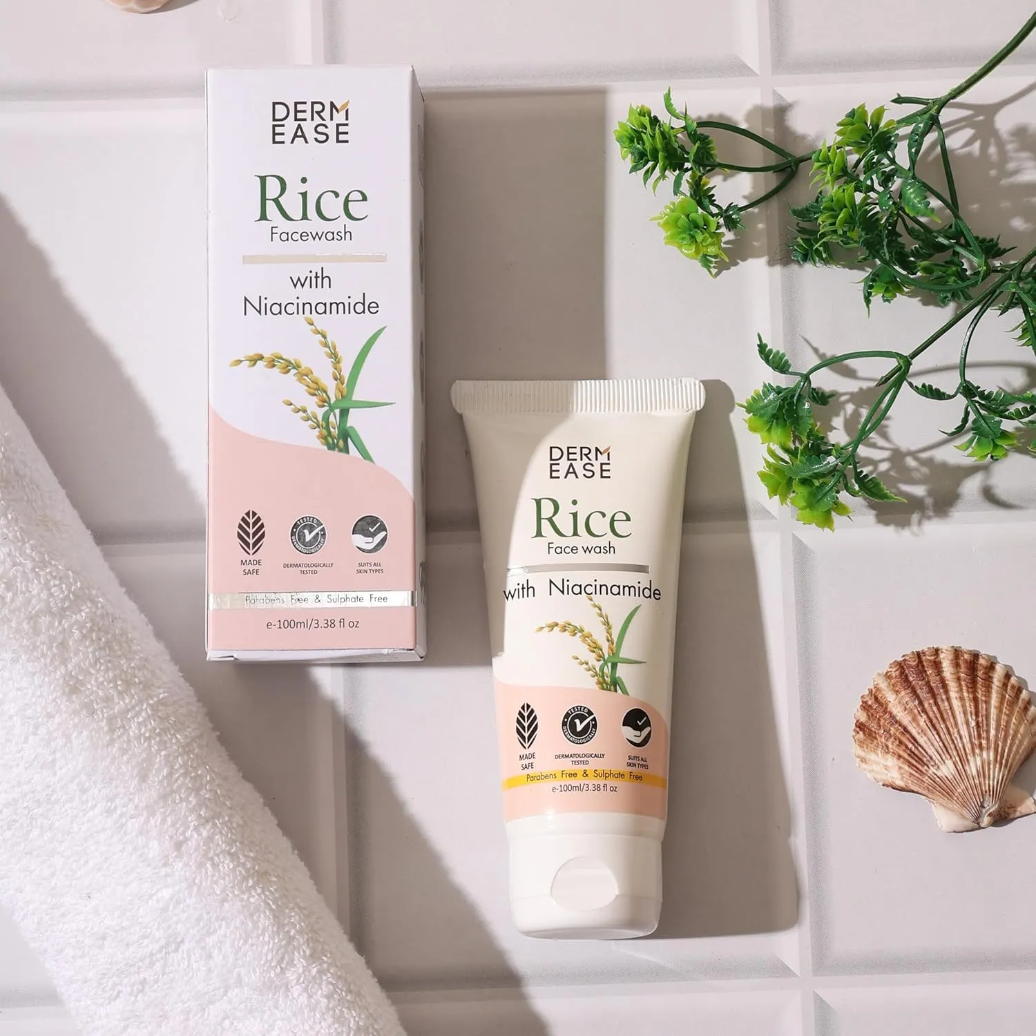 Dermease Rice Face Wash with Niacinamide for Bright Skin view 2