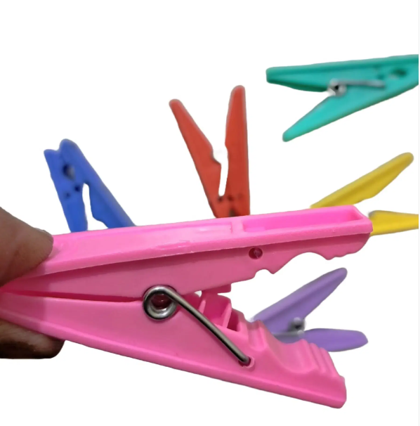 VillWin Muti-color Clothes Pegs view 2
