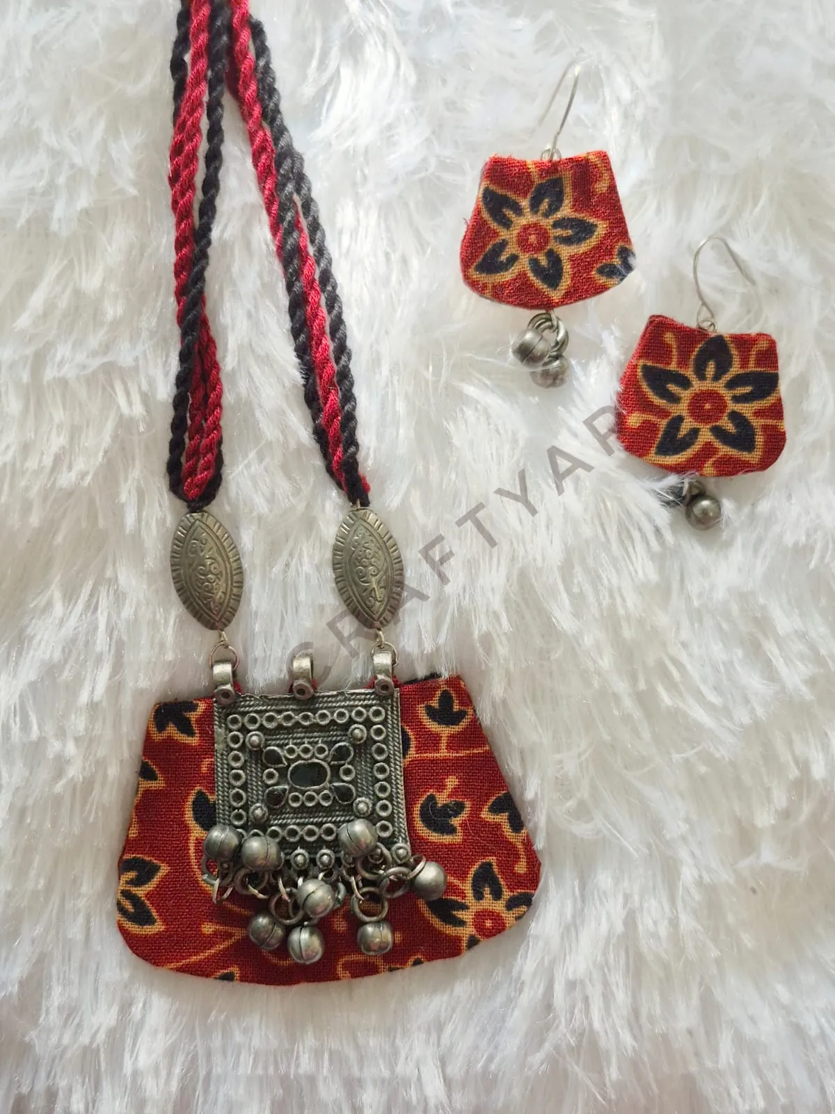 Fabric necklace with earrings Ajrakh fabric