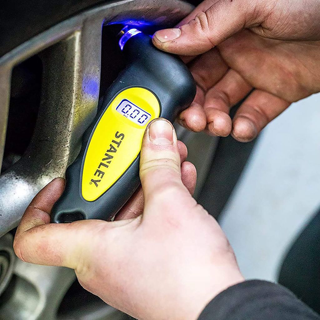 Stanley Speciality Tools Digital Tyre Pressure Gauge STHT80874-0 view 2