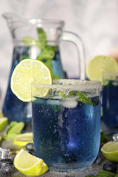 Blueberry mojito