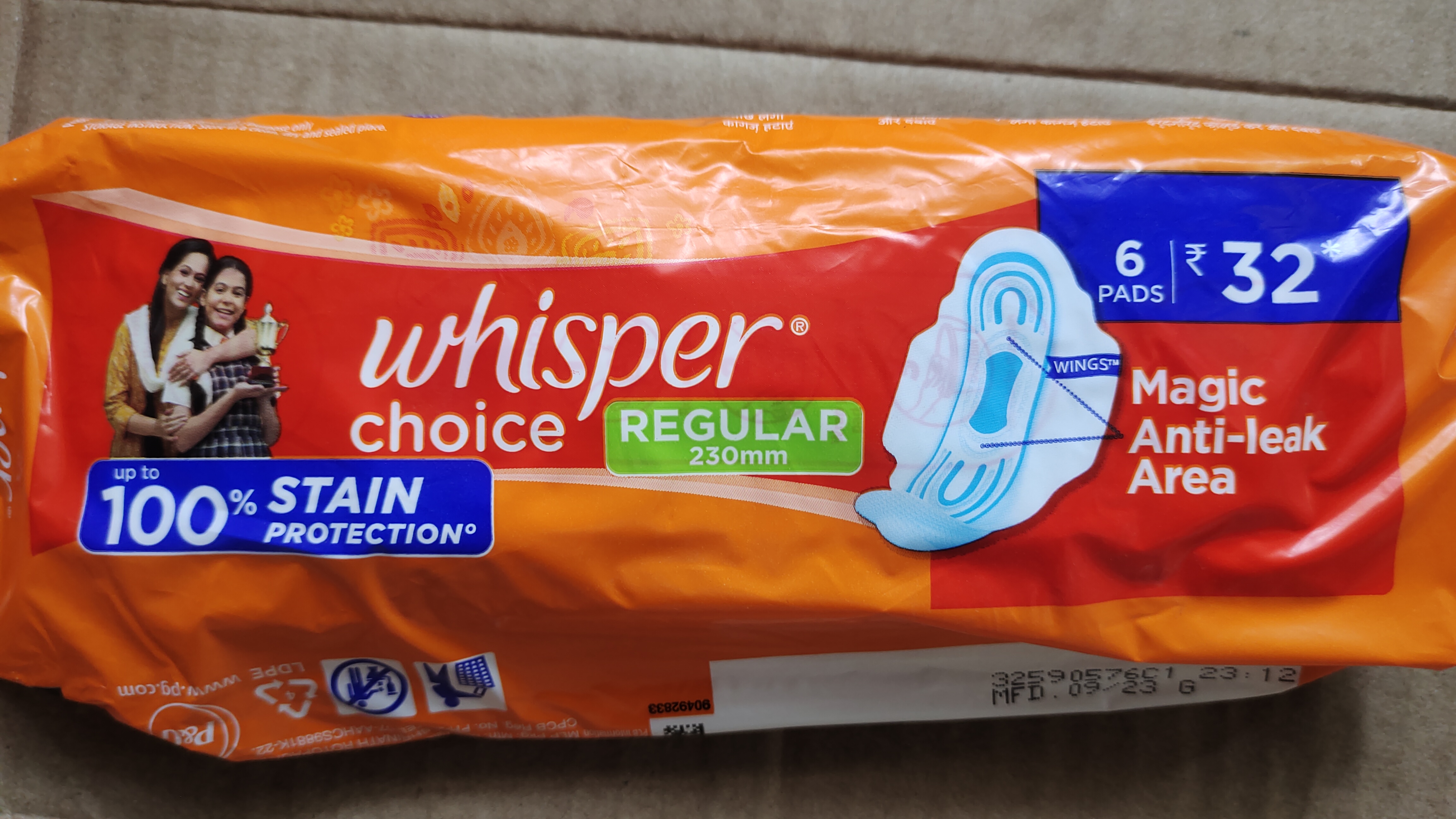 Whisper choice regular 230mm 6 pads