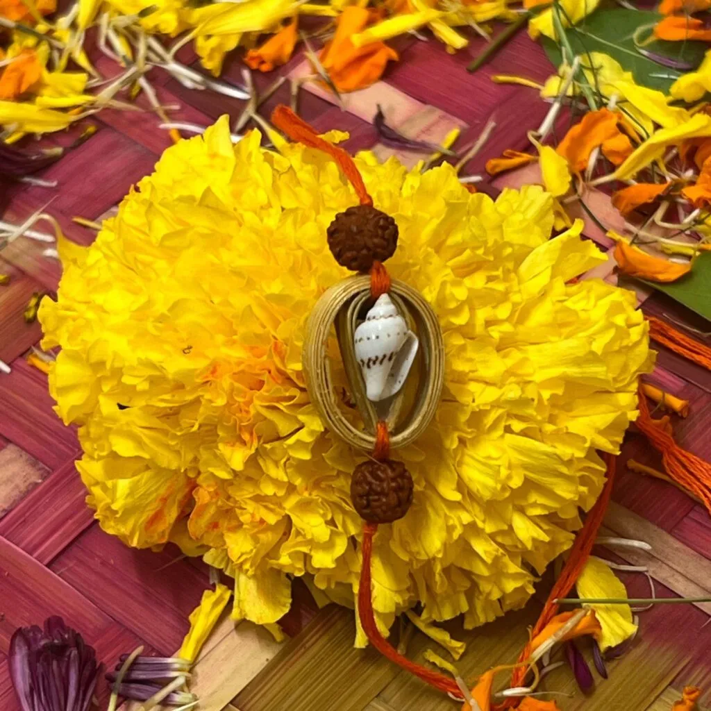 Maatitva Ecofriendly Plantable Lemon Seed Lumba Rakhi Along with Akshat, Roli, Kumkum, 1 decorative diya, and 1 chocolate view 2