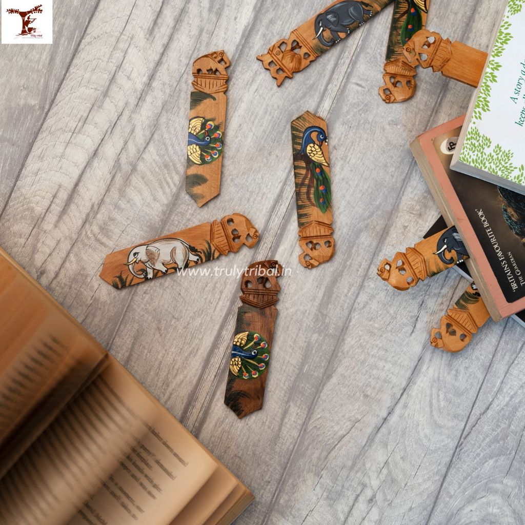 WOODEN BOOKMARK HAND PAINTED