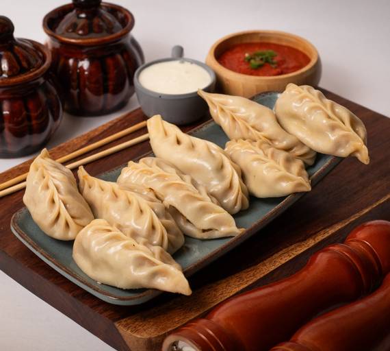Chicken Steamed Momos [6 Pcs]