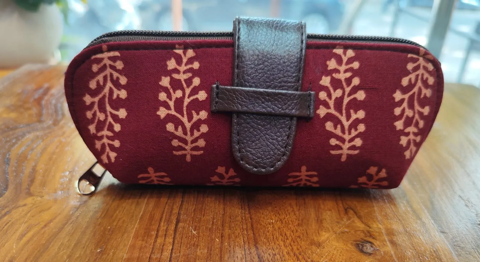 Handcrafted Spectacle Case with chain closerPerfect for personal use & gifting