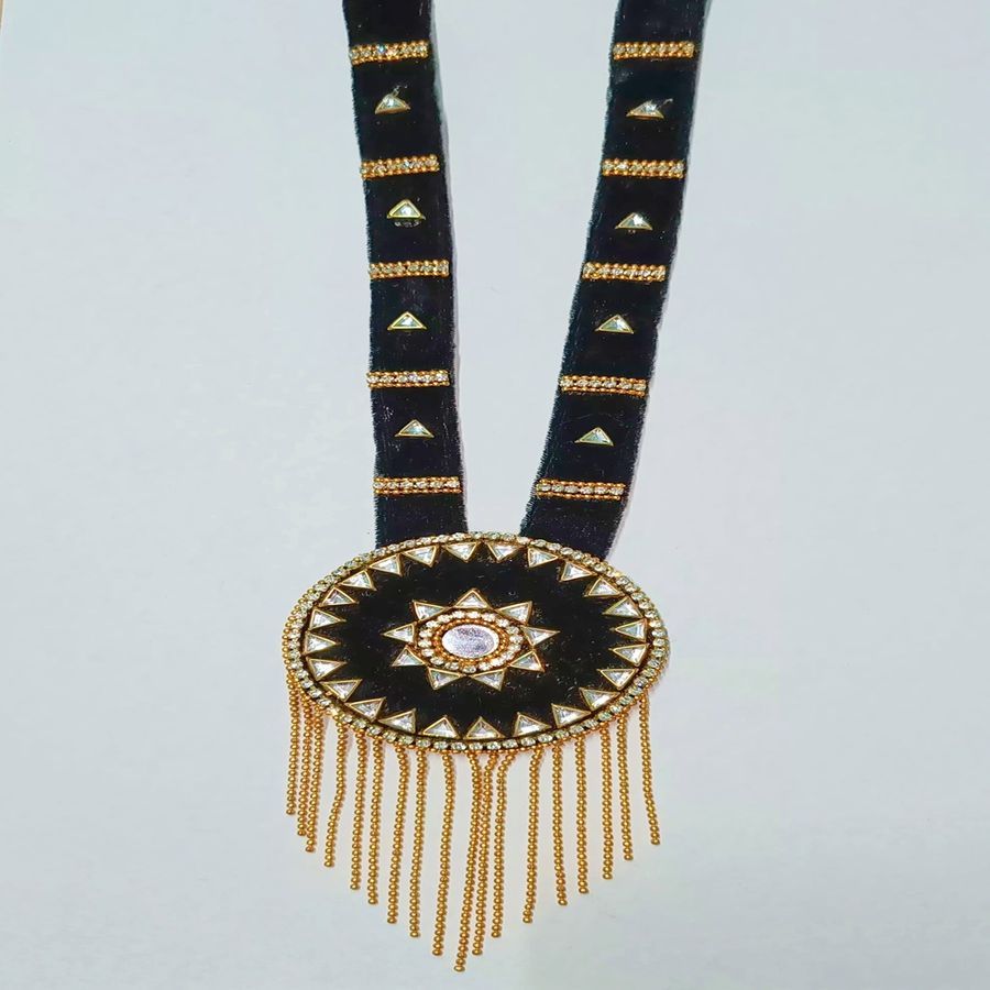 Copper and Brass and Steel and Black Metal and Wood and Paper and Fabric and Stones and Others Chains & Necklaces view 2