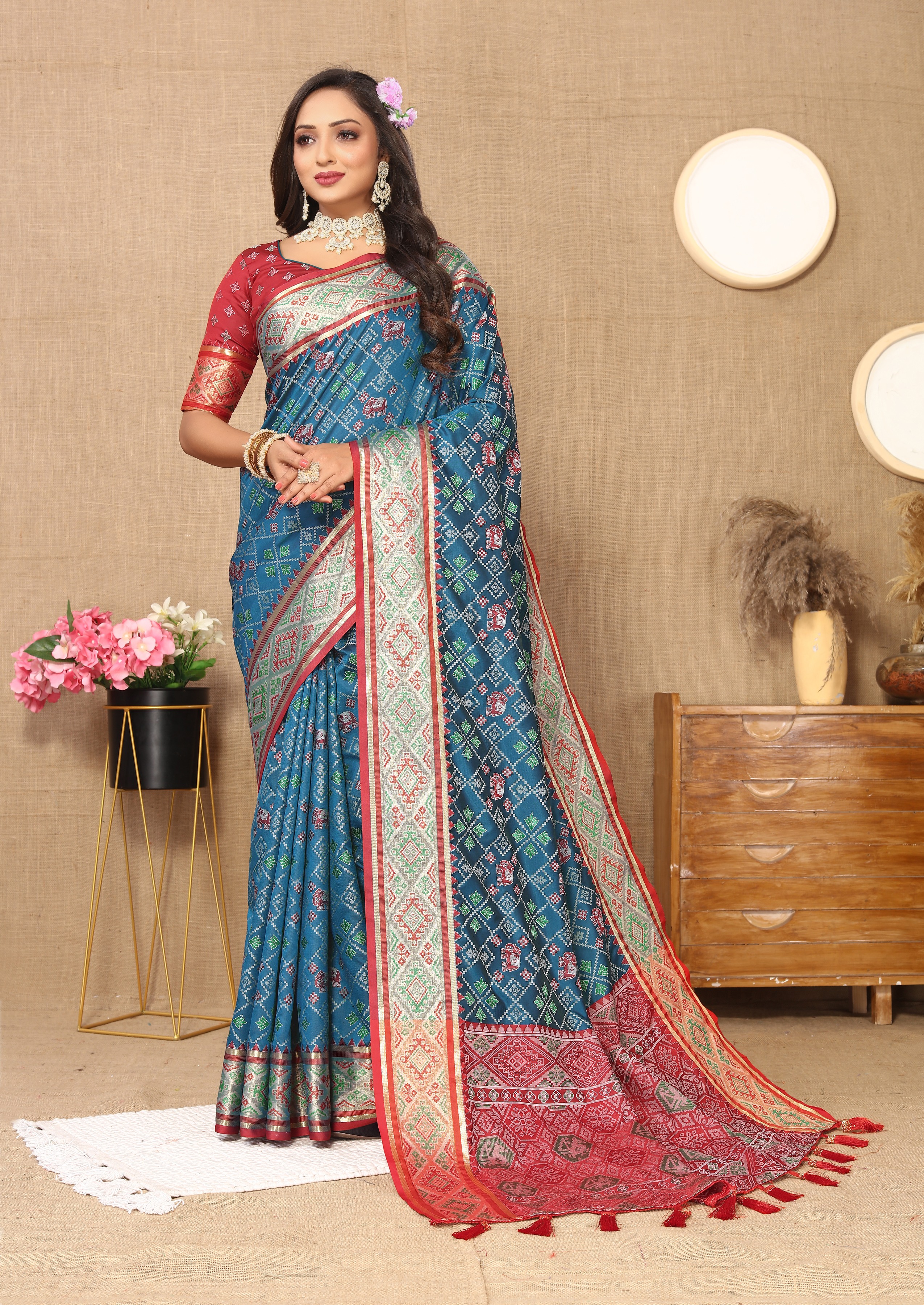 Soft Patola silk saree with Meenakari zari weaw... view 2