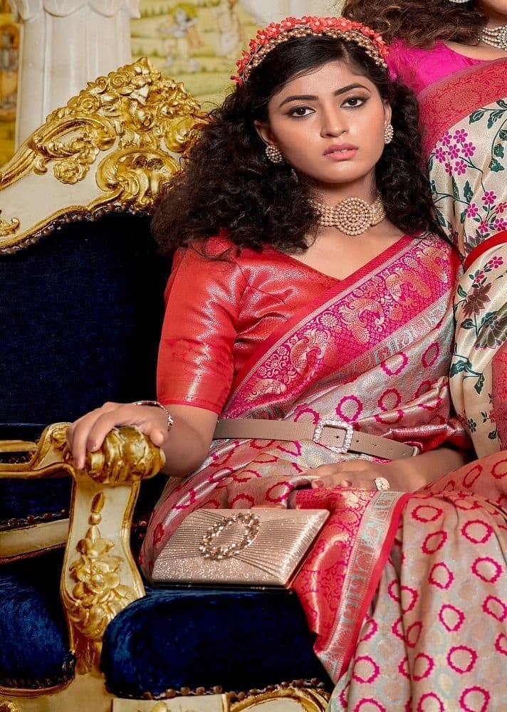 Woven Art Silk Saree in Light Grey view 2