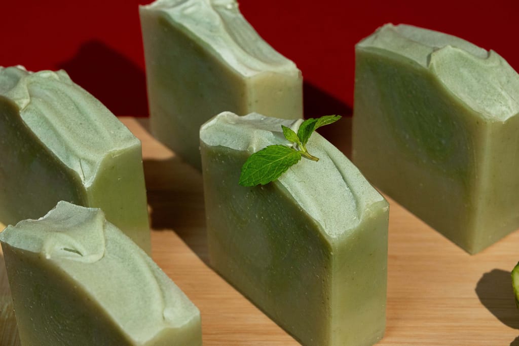 Fynakaa Aloe Vera Cucumber Peppermint Soap | Handmade Cold Processed Soap for Hydration, Cooling & Summer | Natural, Organic & Paraben-Free | Aloe Vera Bar with Fresh Cucumber | For Men & Women, All Skin Types (100gms Pack Of 1) view 2