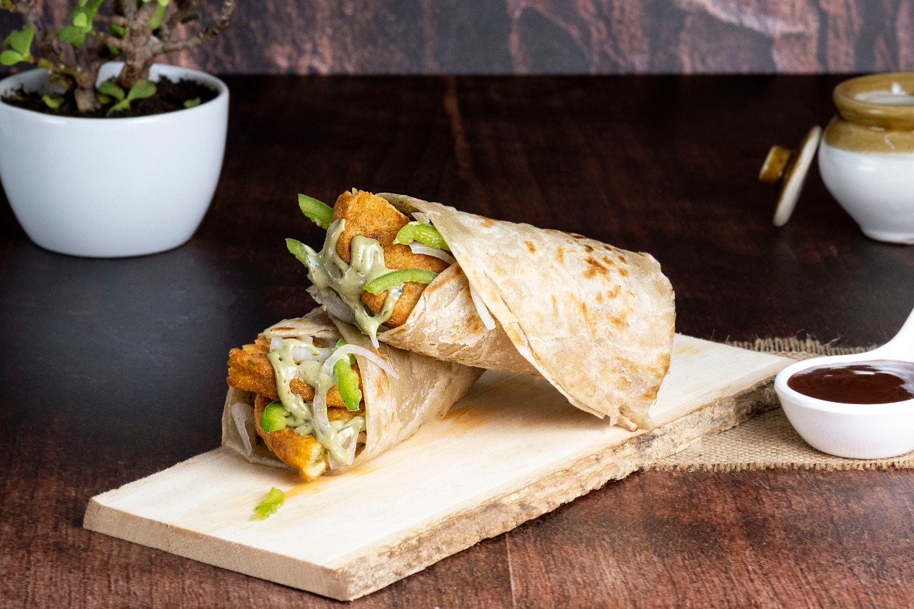 Batata vada kaati roll