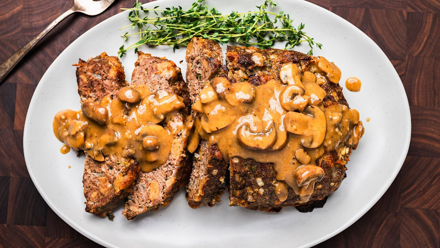 Roasted lamb with rosemary juice