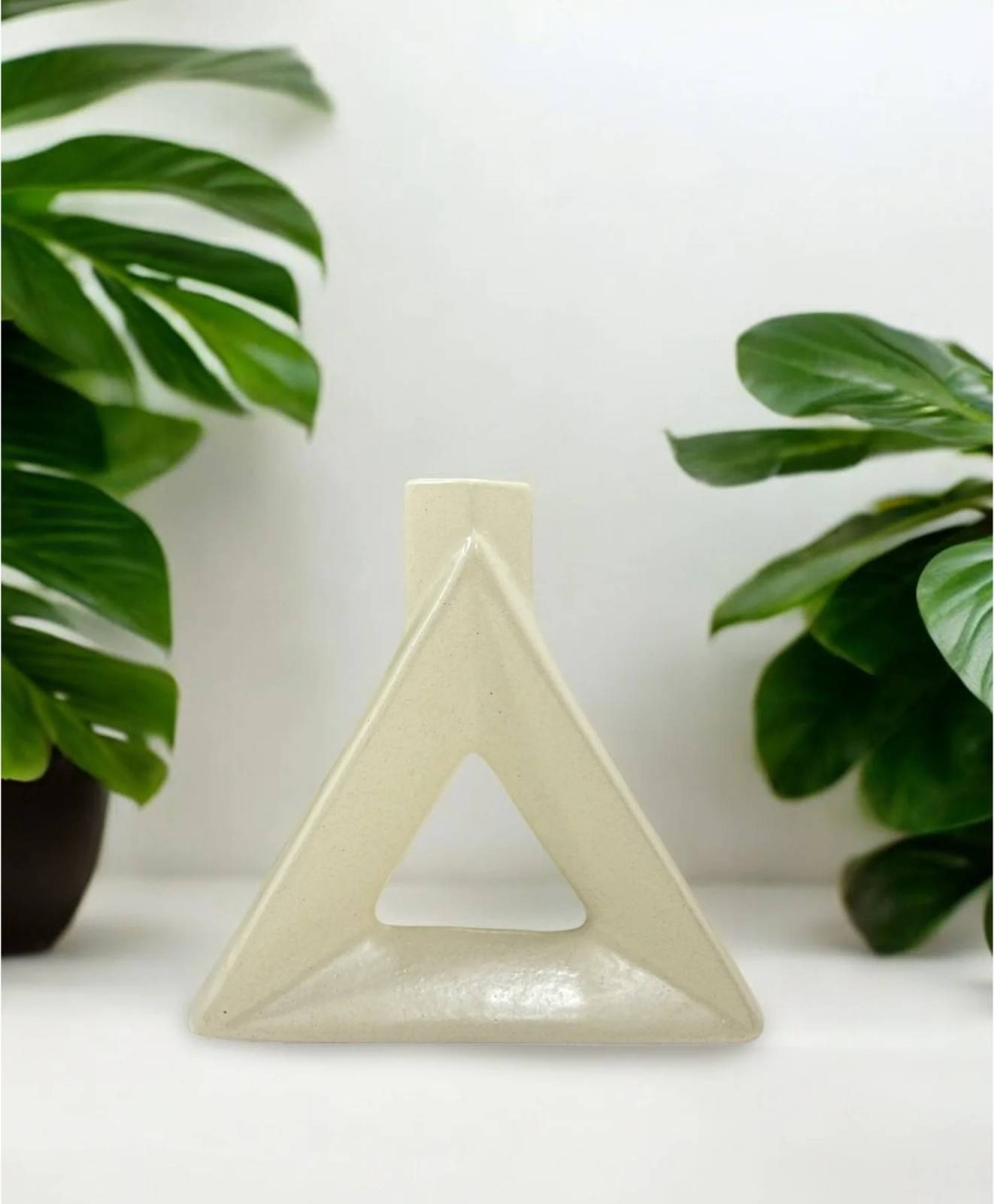 Elegant White Ceramic Celestial Symphony Vase for Home Decor view 2