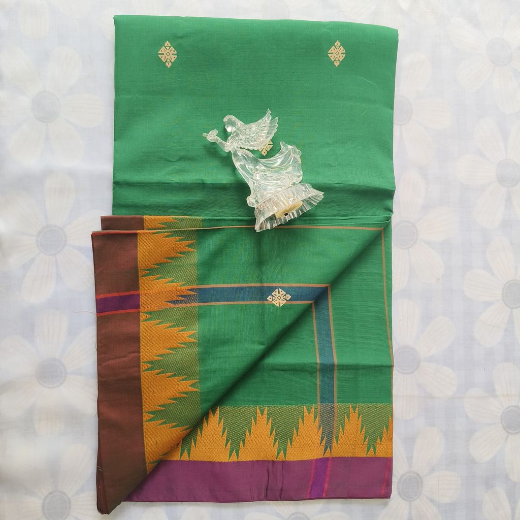 Cotton Saree without Blouse Green color view 2