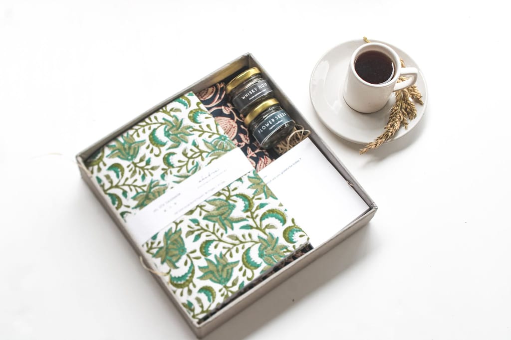 Sustainable Gratitude Hamper by Ekatra - Green Leaf floral view 2