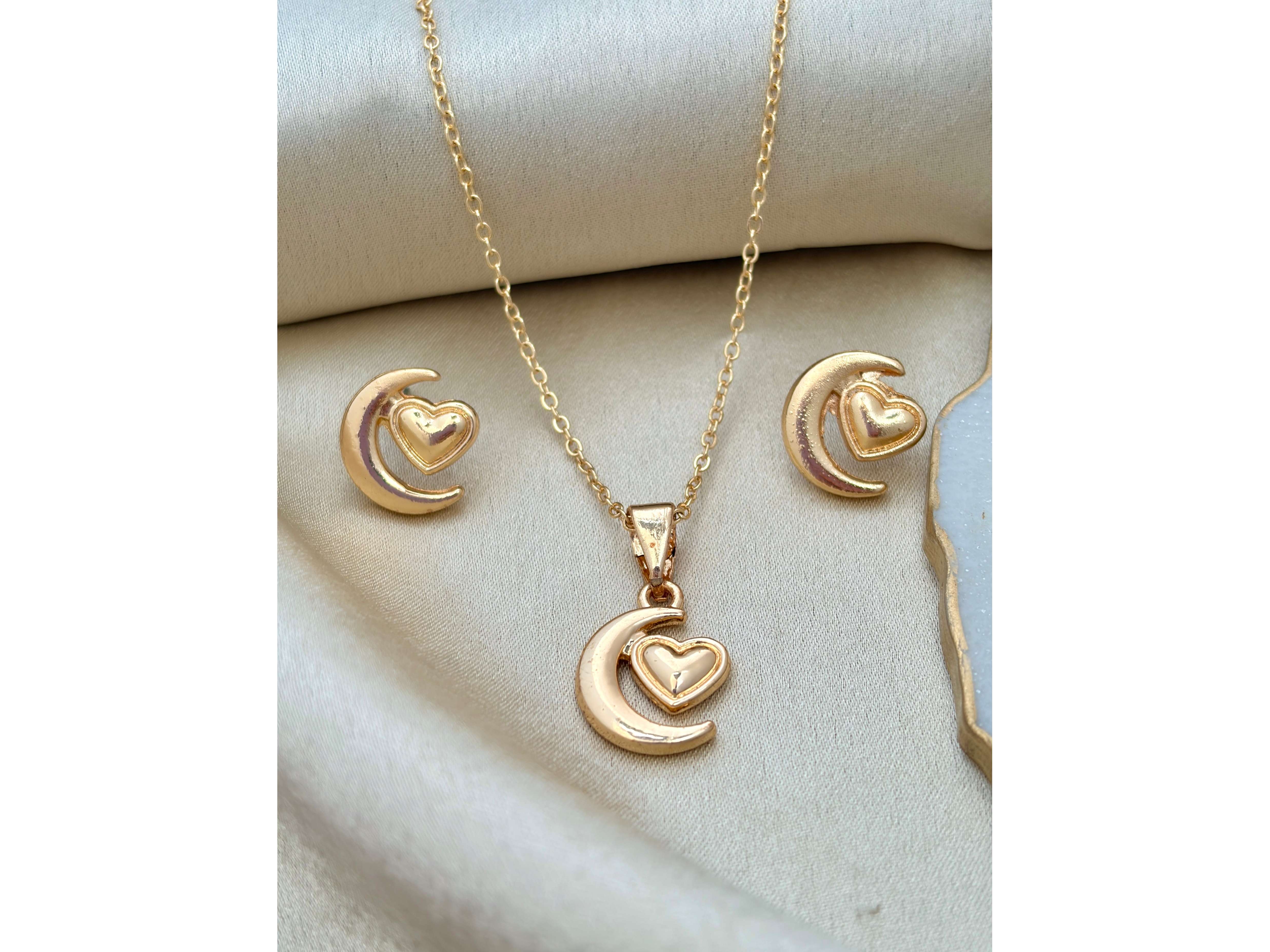 Ishkaara Golden Moon Heart Necklace Set