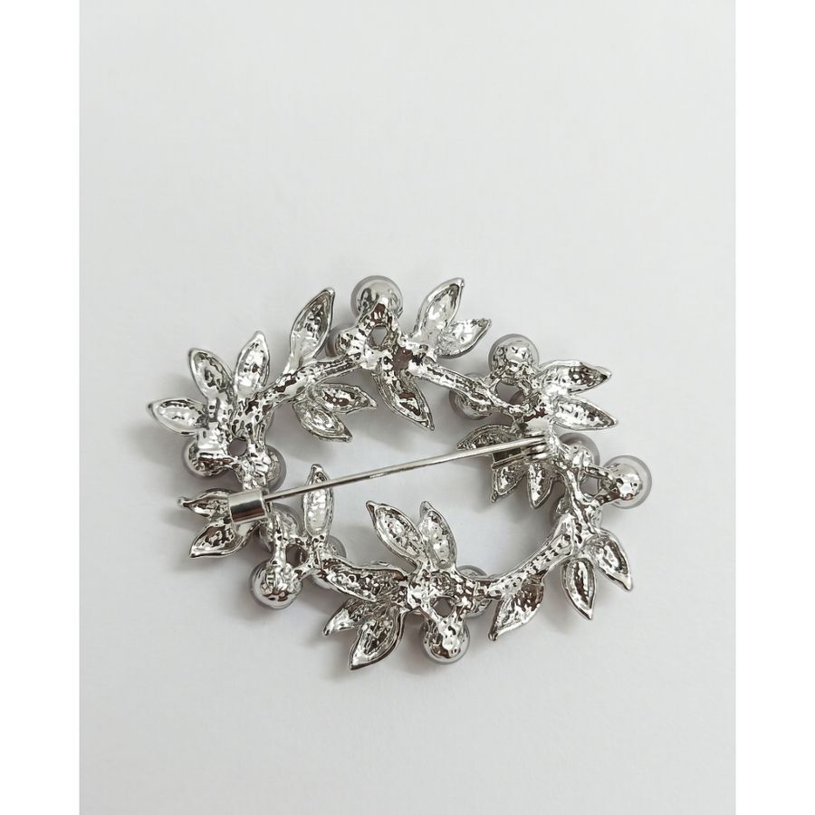 Brooch Floral Wreath view 2