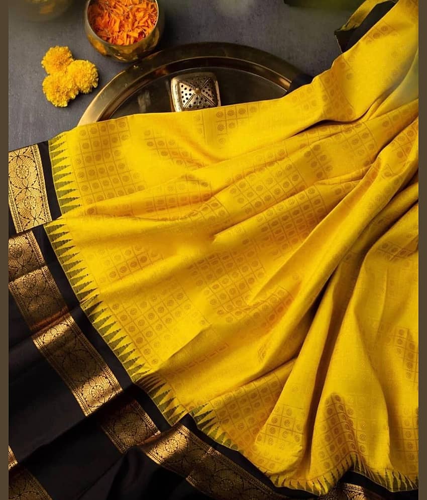 Prijari Art Silk Woven Kanjeevaram Sarees With Unstitched Blouse Piece ( Yellow )
