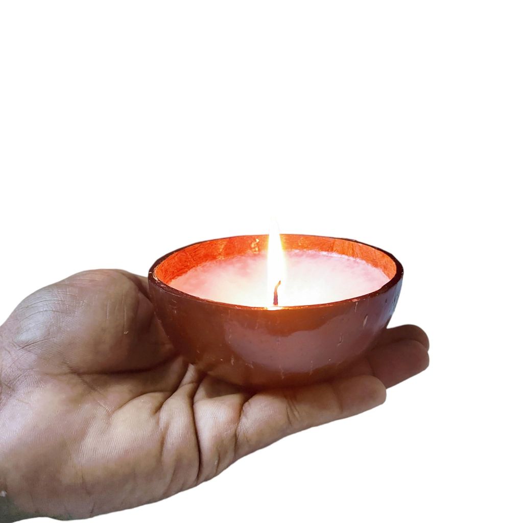 Coconut Shell Candle 150 g / Tea Light
