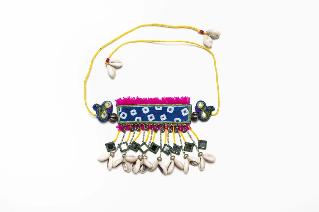 Babuchak Neckpiece view 2
