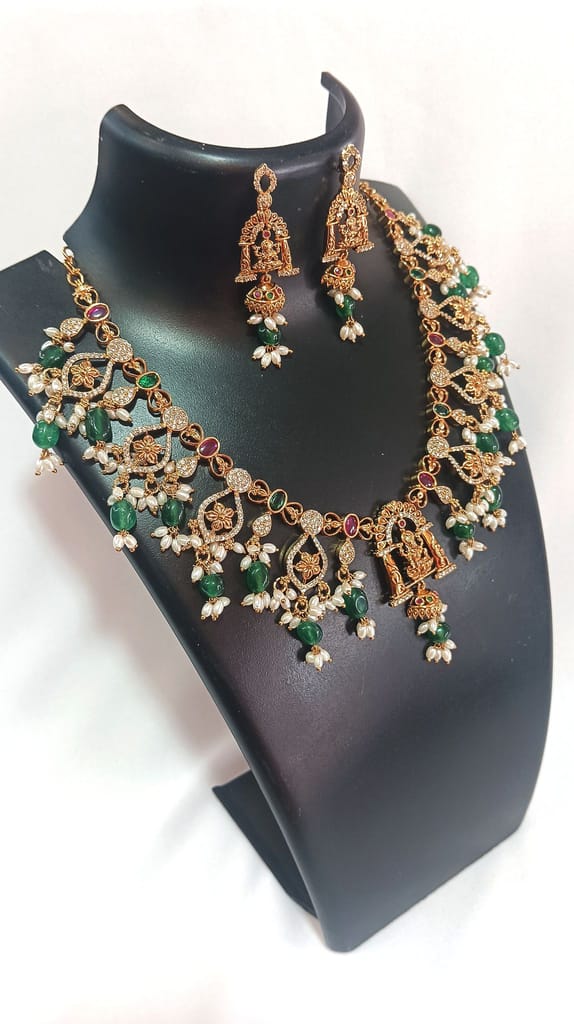 Gold-plated Kempu Stone Necklace Set with Pearls and Green Stones view 2