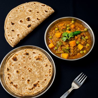Chapati (2) And Saagu