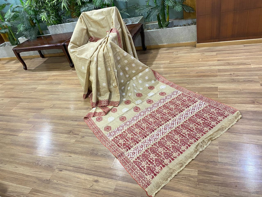 Muga Saree 5.5 mtr with 1mtr. Blouse view 2