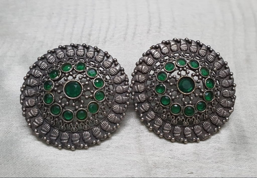 Glamvila Green Stone German Silver Stud view 2