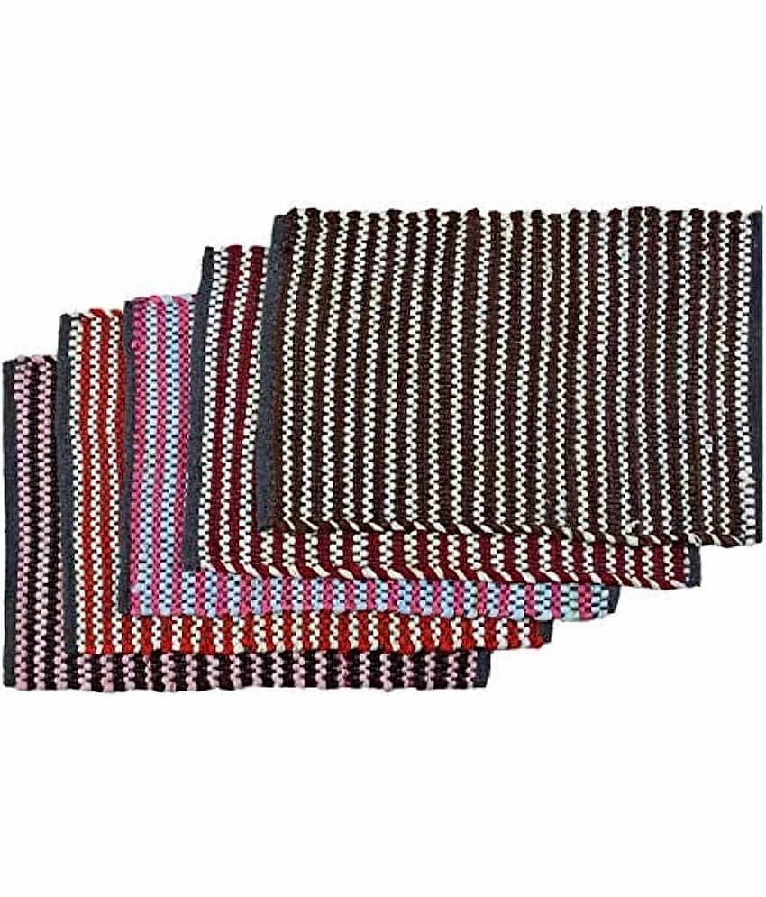 AMRO Beautility Needs - Anti-skid Cotton Door Mat ( 40 X 60 cm ) Set of 3 - Multi view 2