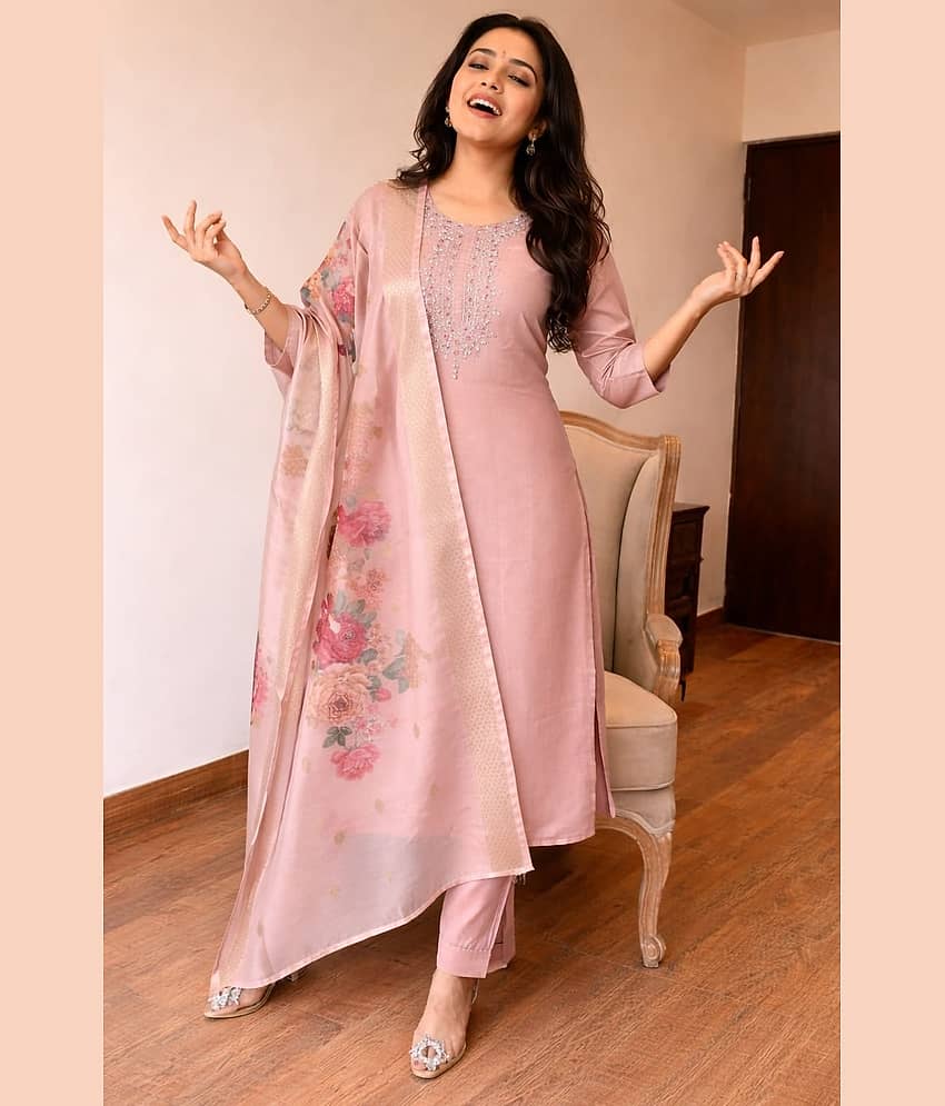 Radhe Enterprise Women Rayon Embroidered Straight Kurti With Pants ( Peach )