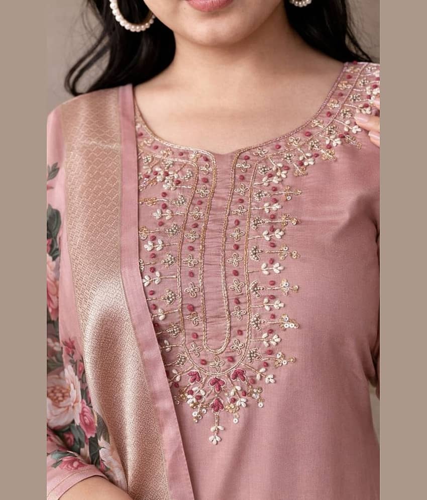 Radhe Enterprise Women Rayon Embroidered Straight Kurti With Pants ( Peach ) view 2